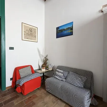 Casa Di Clara In Piazza, Ideale Per Smartworking Appartement *